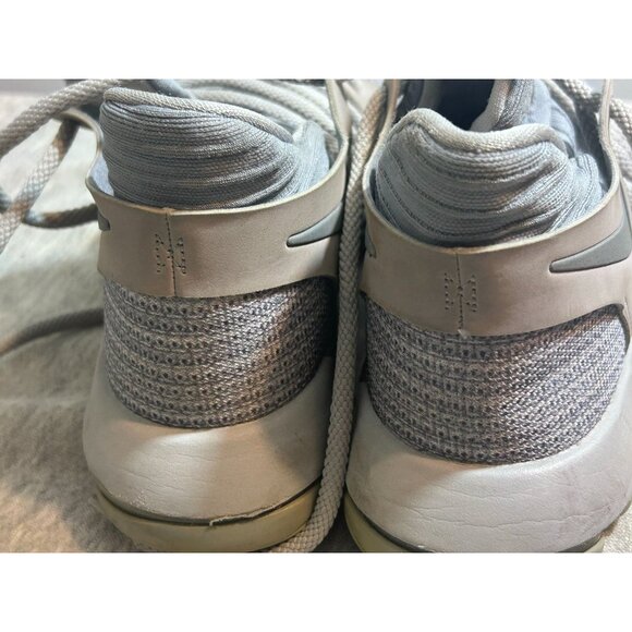 Nike KD 10 Basketball Shoes Men's Size 6Y Lace up High Top Sneakers Wolf Gray - Picture 8 of 8